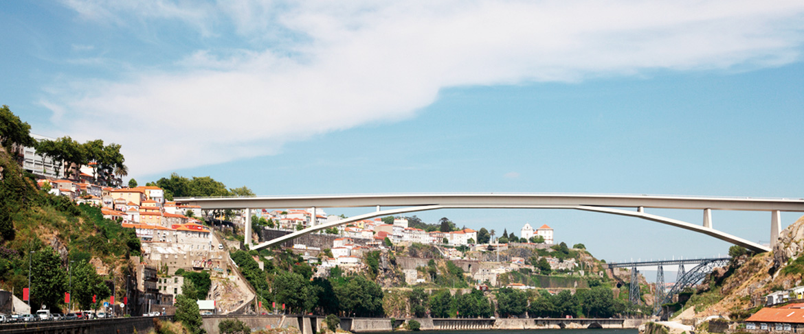Puente de la Arrábida, Oporto